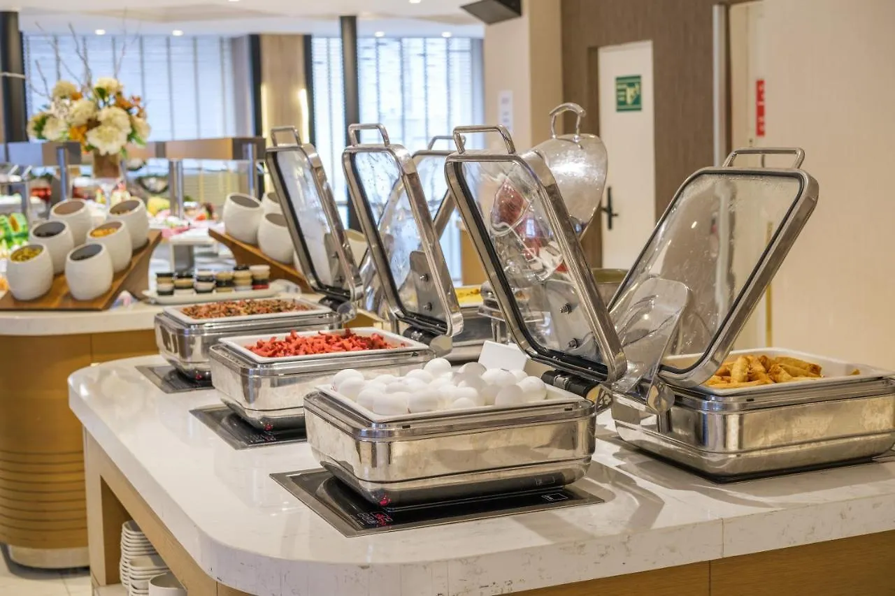 Golden Age Hotel Taksim Istanbul 4*,