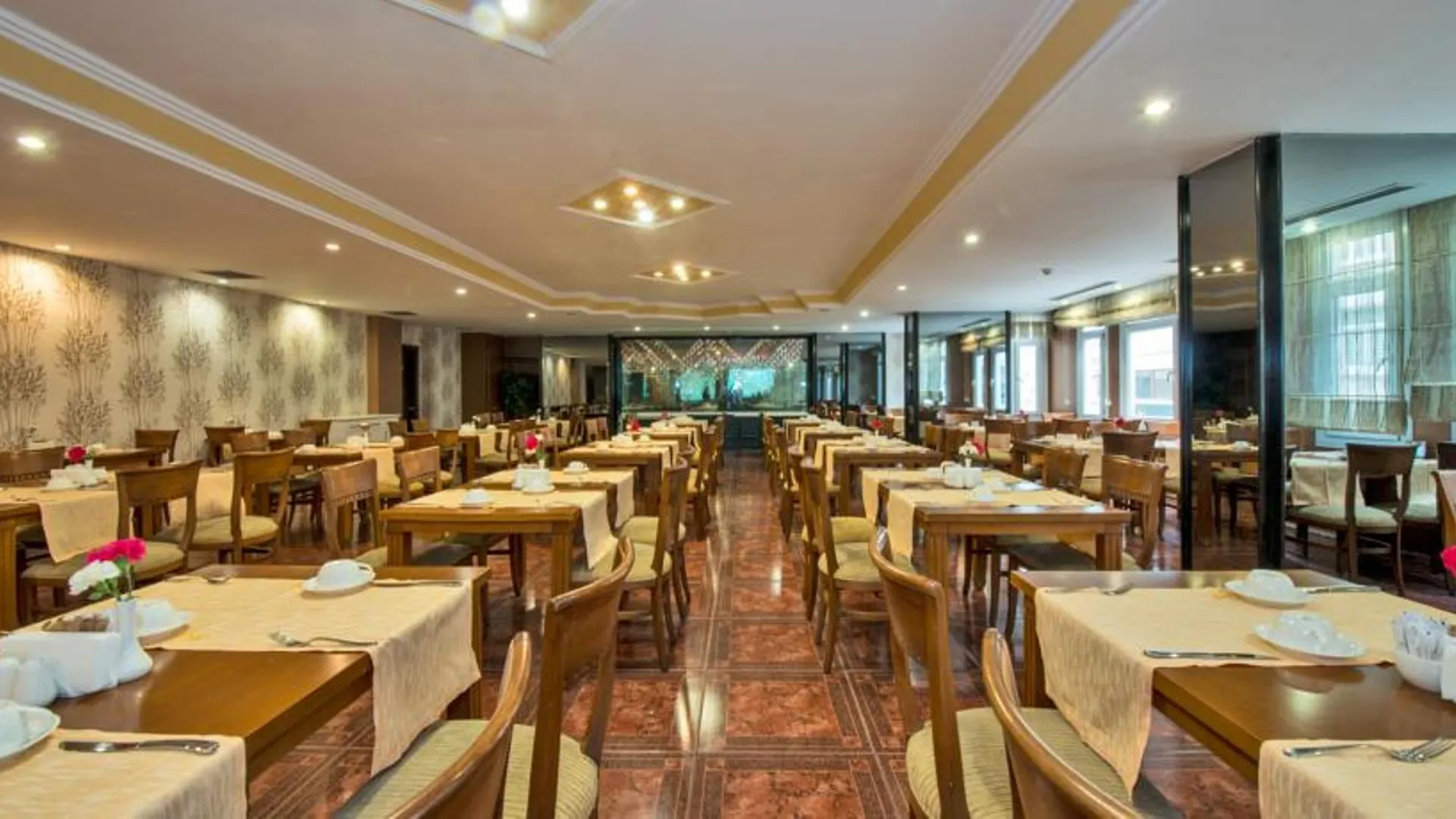 ****  Golden Age Hotel Taksim Estambul Turquía