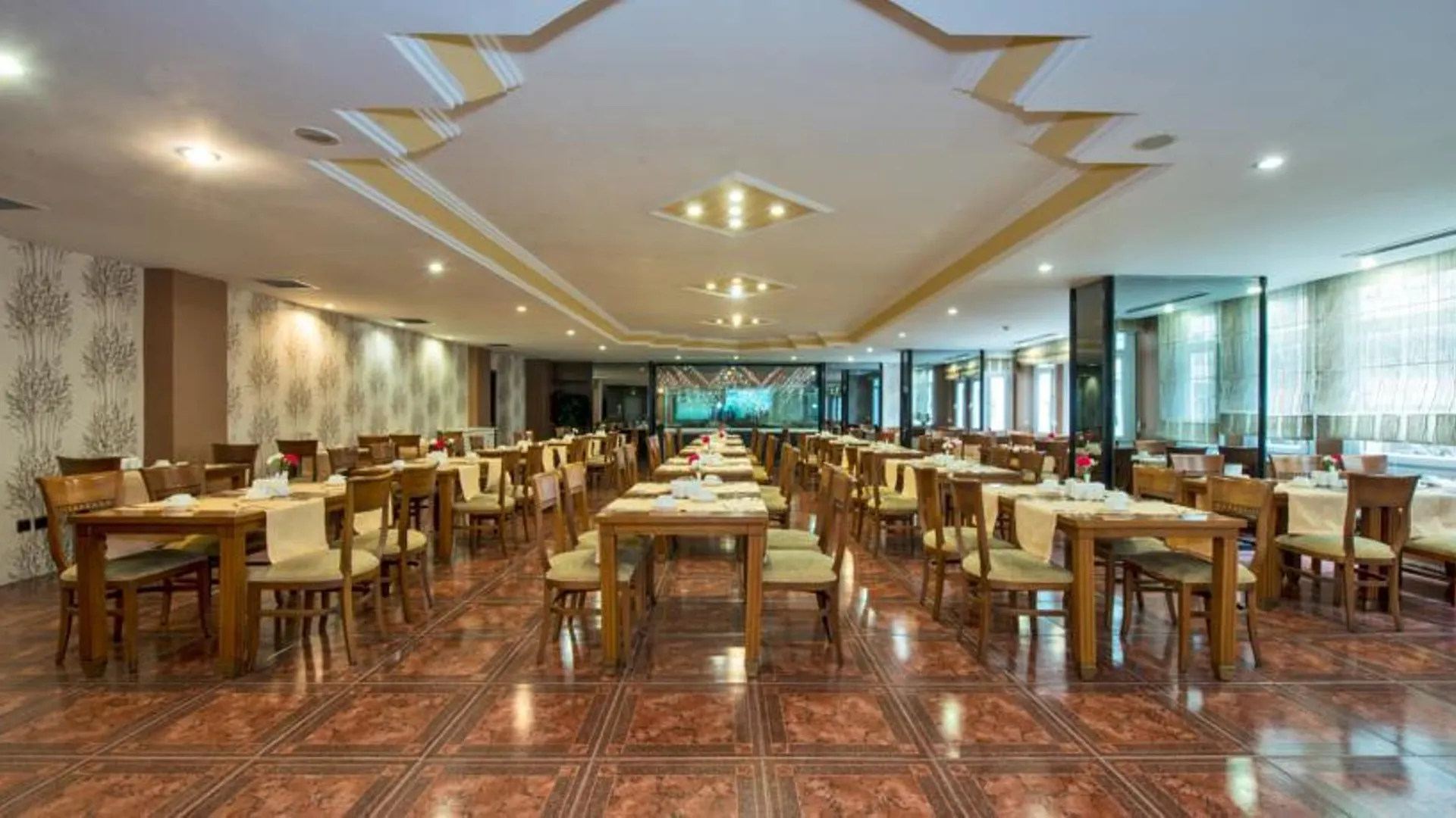 ****  Golden Age Hotel Taksim Istambul Turquia